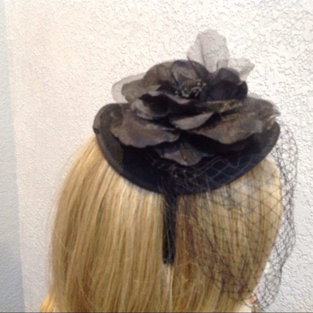 Hat - Picture 4 of 7